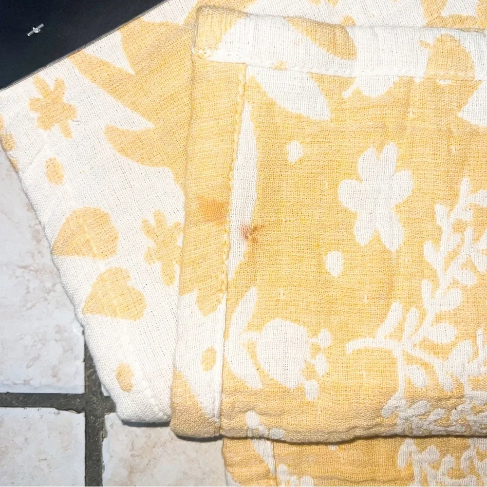 Tahari Home Easter Bunny Table Runner - Yellow/White, 14” x 90”